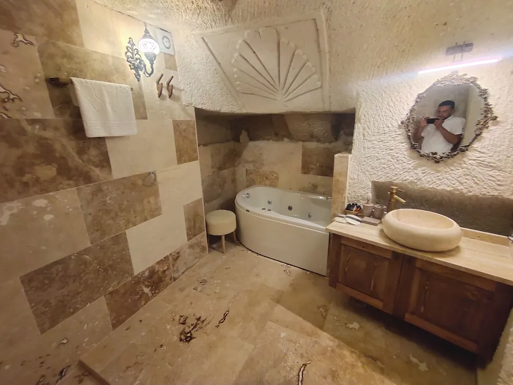 Superior Tek Büyük Yataklı Oda, 1 En Büyük (King) Boy Yatak, Sıcak Su Küveti, Avlu Manzaralı