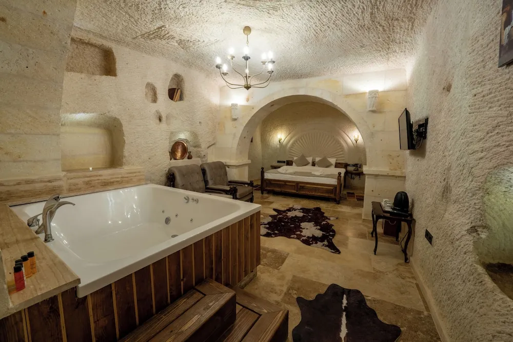 Superior Tek Büyük Yataklı Oda, 1 En Büyük (King) Boy Yatak, Sıcak Su Küveti, Avlu Manzaralı