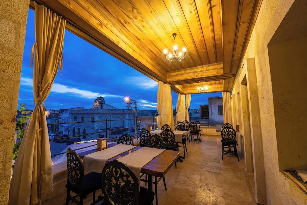 Superior Tek Büyük Yataklı Oda, 1 En Büyük (King) Boy Yatak, Sıcak Su Küveti, Avlu Manzaralı