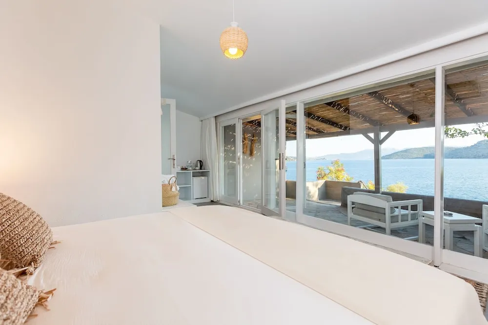 Deluxe Oda, Teras, Deniz Manzaralı