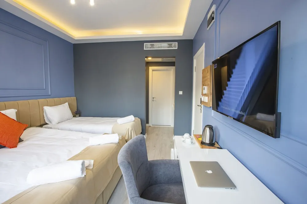 Superior Üç Kişilik Oda, 1 Yatak Odası, Balkon