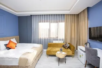 Taksim Leon's Hotel Cafe & Spa