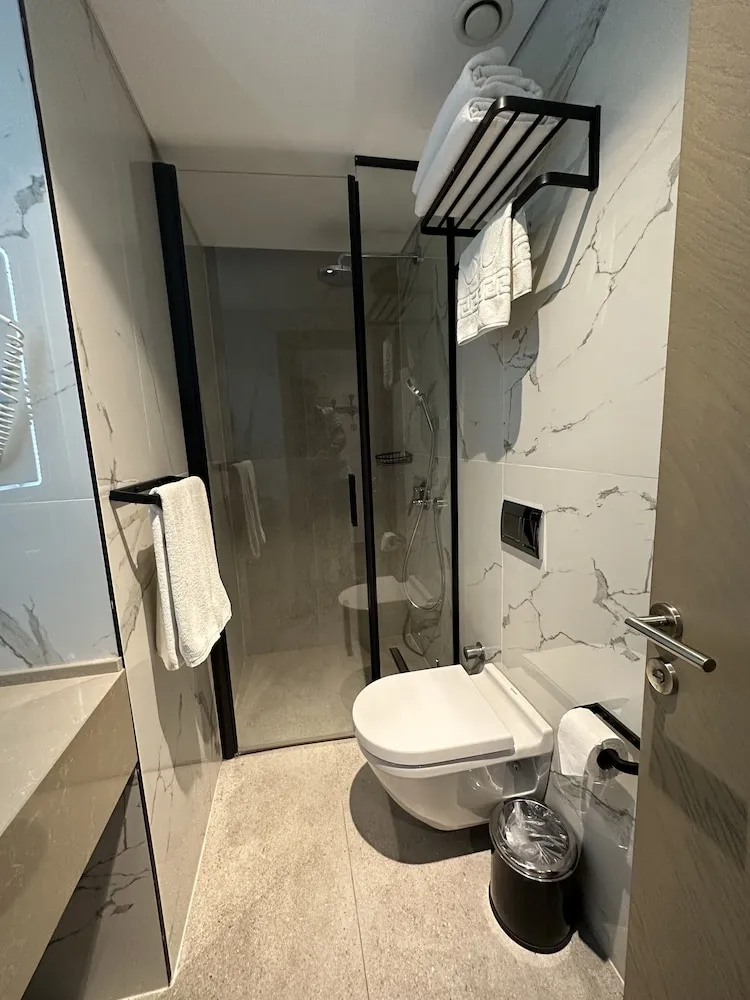 Deluxe Tek Büyük Yataklı Oda, Balkon