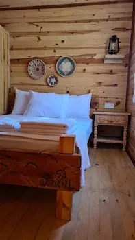 Derin Taş Bungalow
