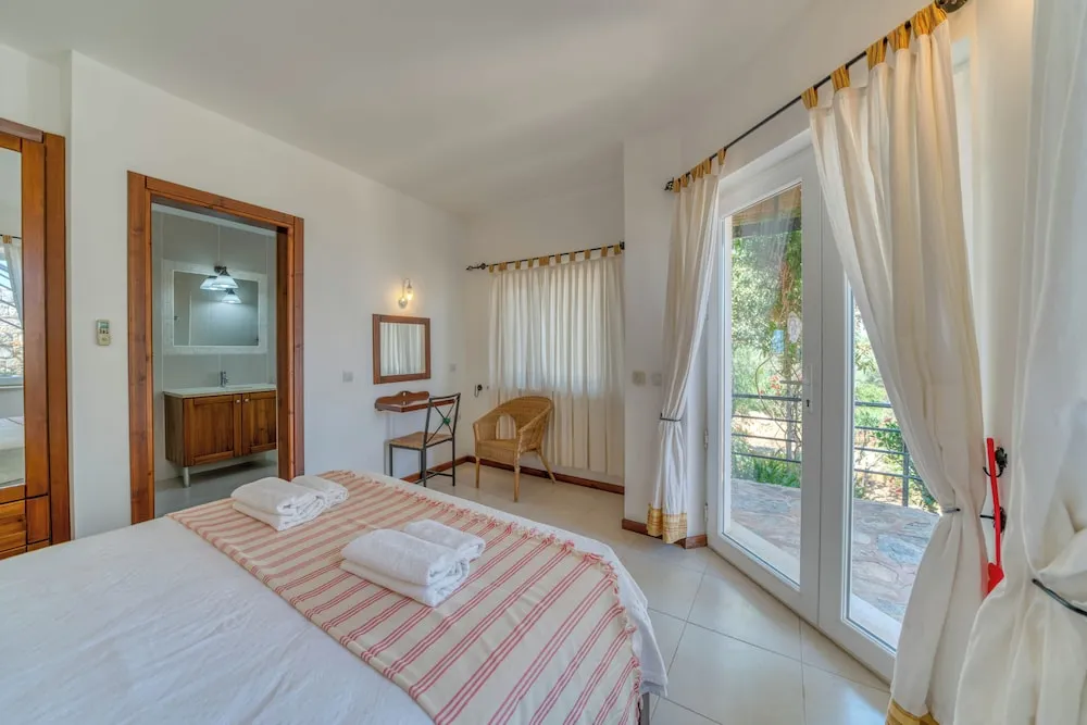 Family Villa, 5 Yatak Odası, Denize Bakan