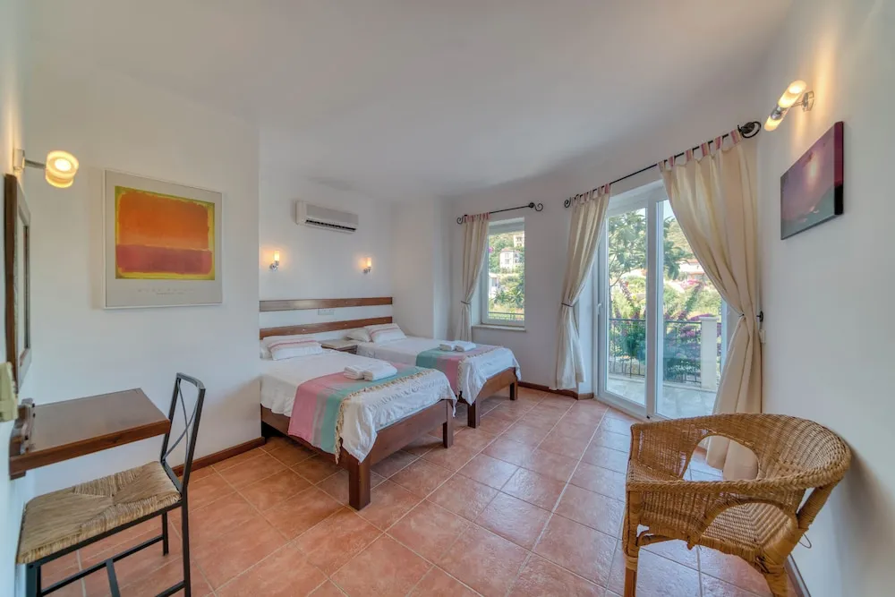 Family Villa, 5 Yatak Odası, Denize Bakan