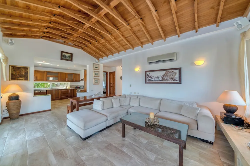 Family Villa, 5 Yatak Odası, Denize Bakan