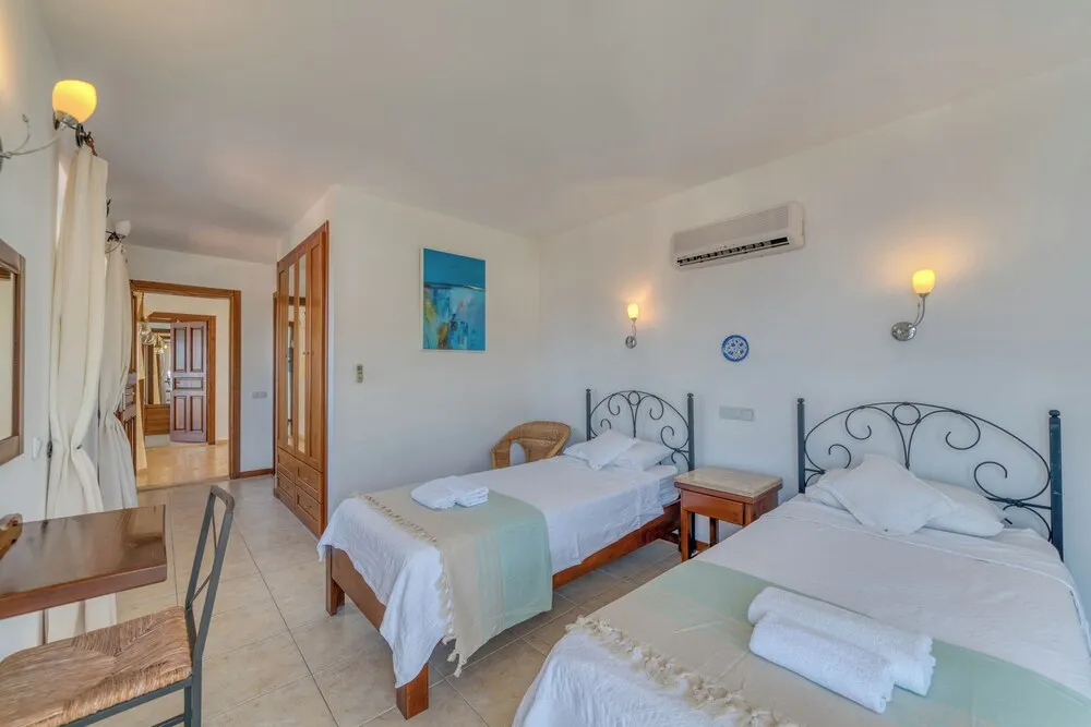 Family Villa, 5 Yatak Odası, Denize Bakan