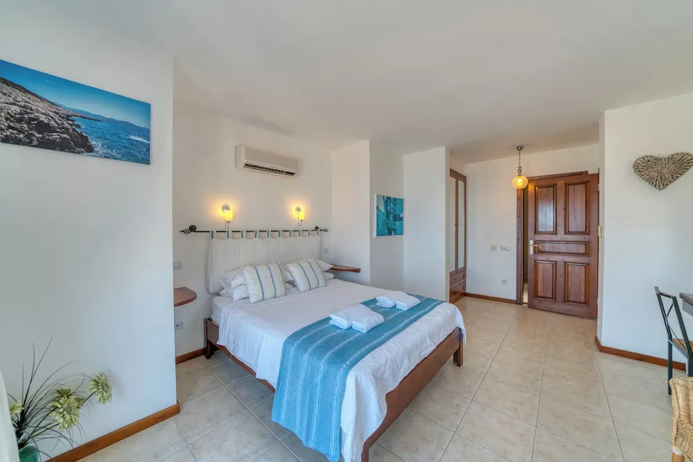 Family Villa, 5 Yatak Odası, Denize Bakan