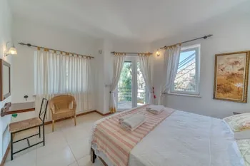 Harika Deniz Manzaralı Villa Yaz