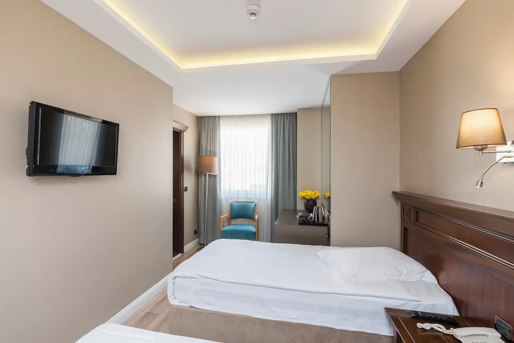 Standard Üç Kişilik Oda