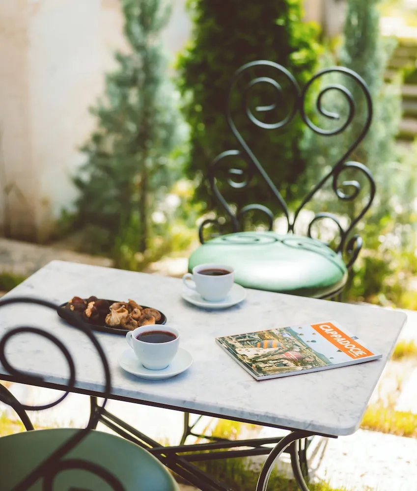 Honeymoon Oda, 1 Büyük (Queen) Boy Yatak ve Çekyat, Sıcak Su Küveti, Bahçeli