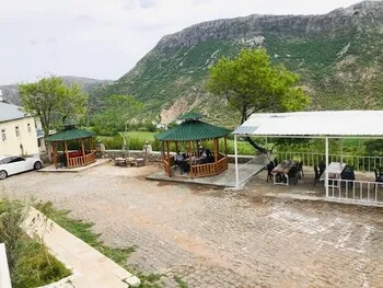 Karadut Pansiyon
