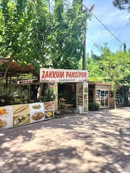 Zakkum Pansiyon