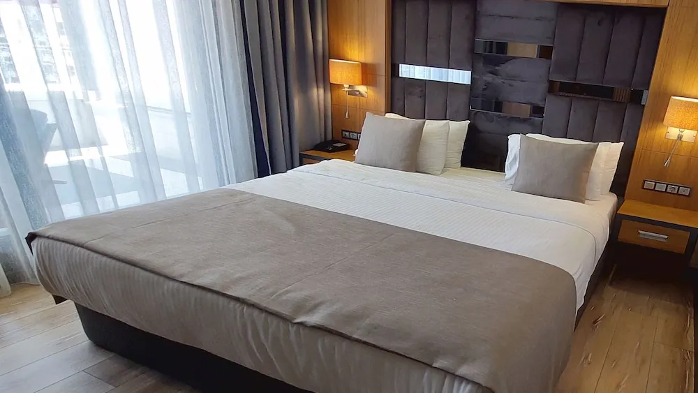 Süit, 1 Yatak Odası, Sigara İçilebilir (Top Floor)