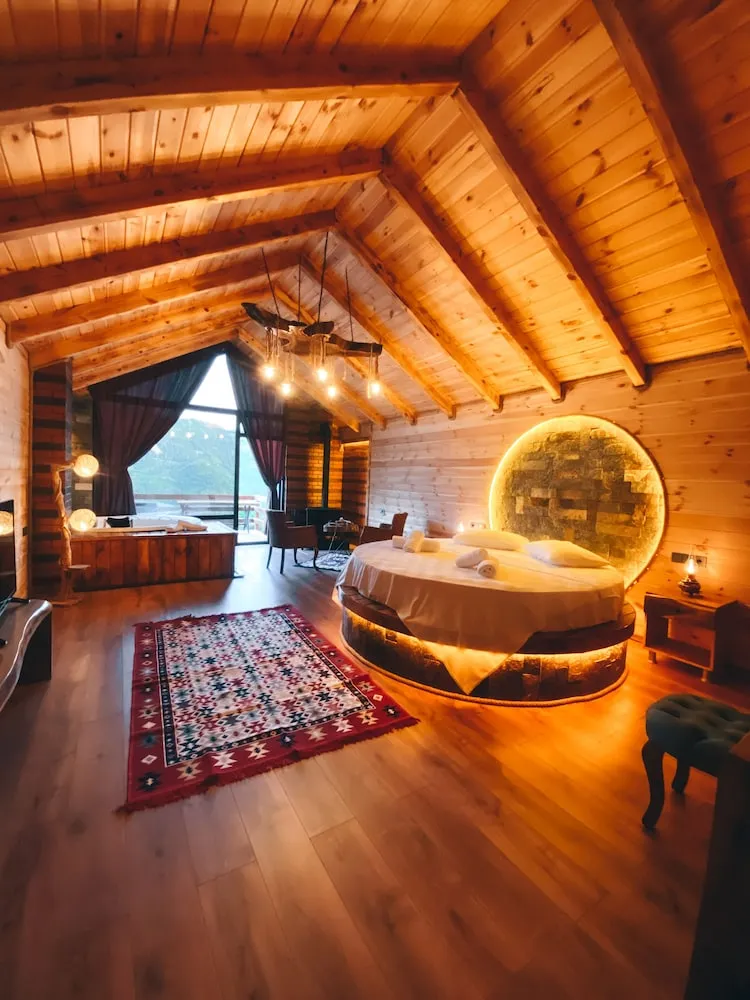 ZirvedeKal Suit Otel