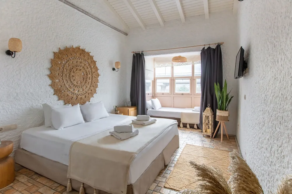 Standard Üç Kişilik Oda