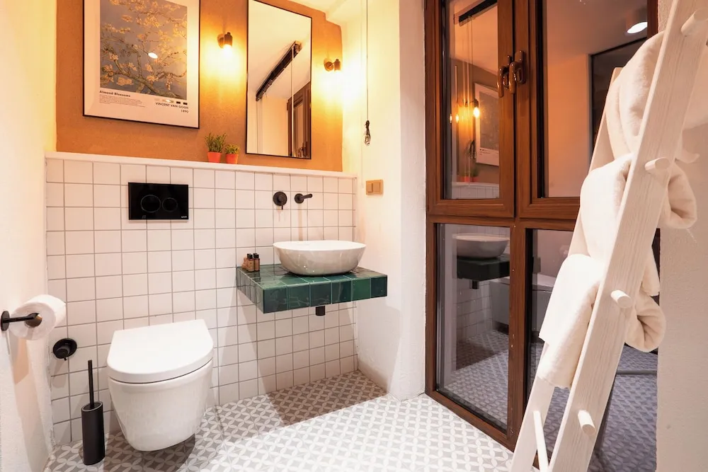 Loft Room with Bathtub - Deniz Manzaralı - Küvetli