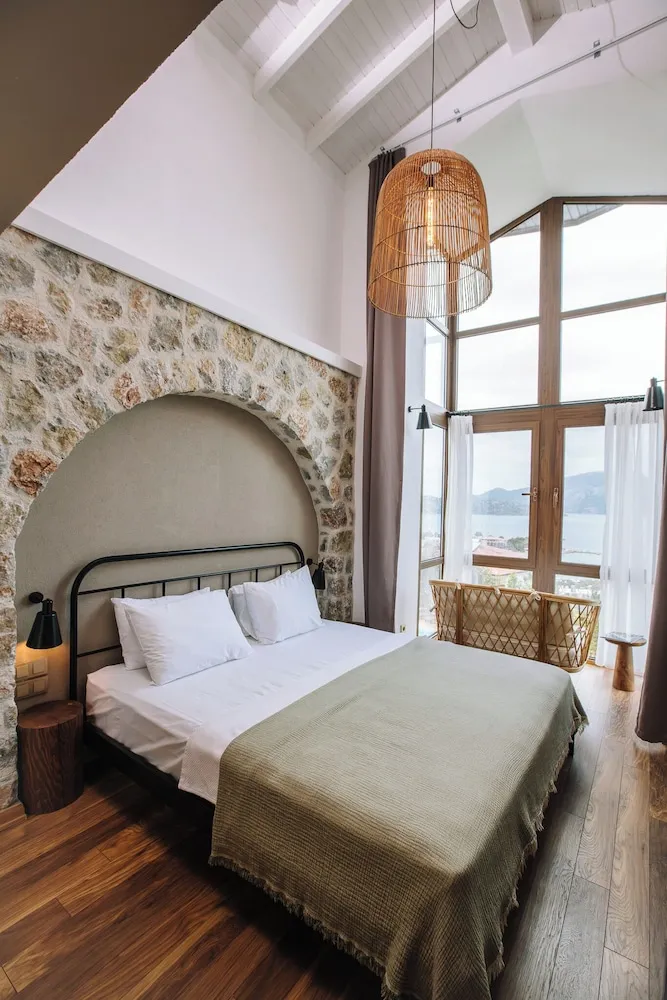 Loft Room with Bathtub - Deniz Manzaralı - Küvetli