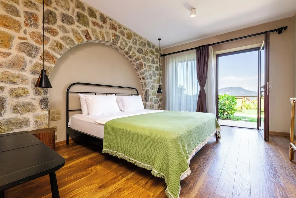 Patio Room - Deniz Manzaralı