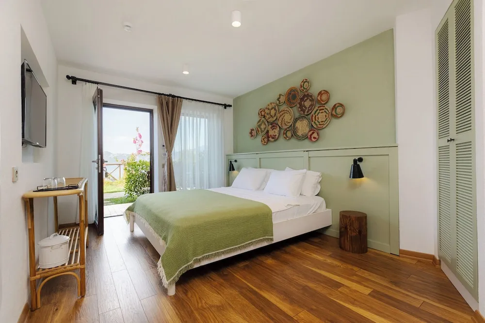 Patio Room - Deniz Manzaralı