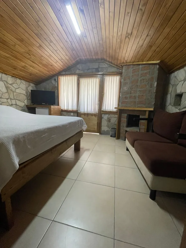 Ağaç Ev, Birden Çok Yatak, Balkon/Veranda, Havuz Manzaralı