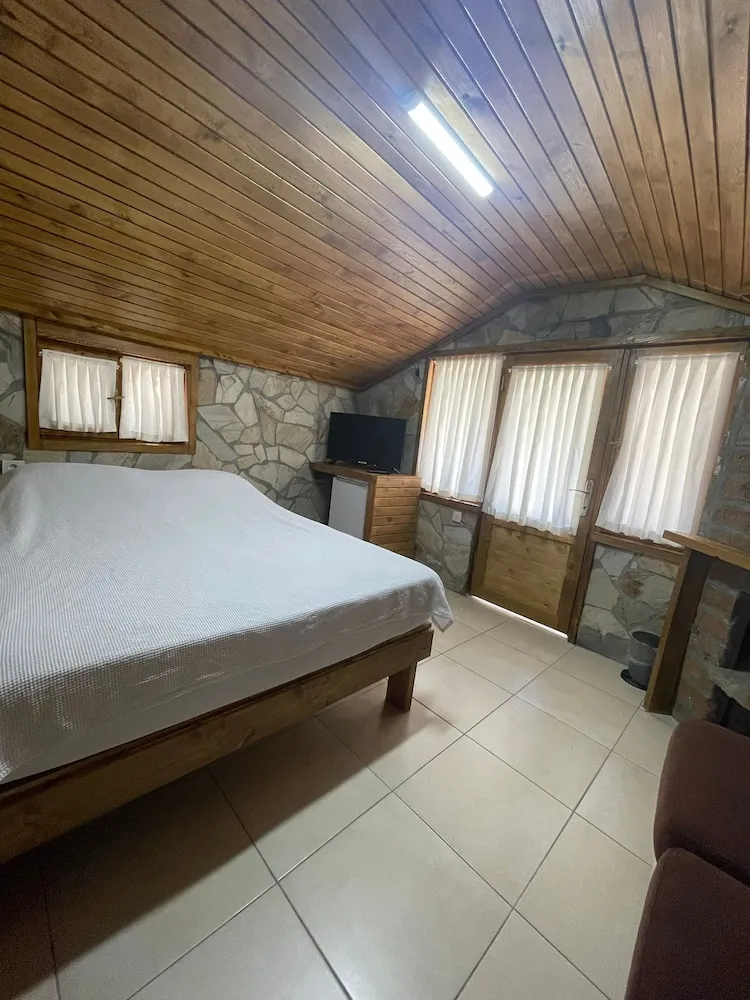 Ağaç Ev, Birden Çok Yatak, Balkon/Veranda, Havuz Manzaralı