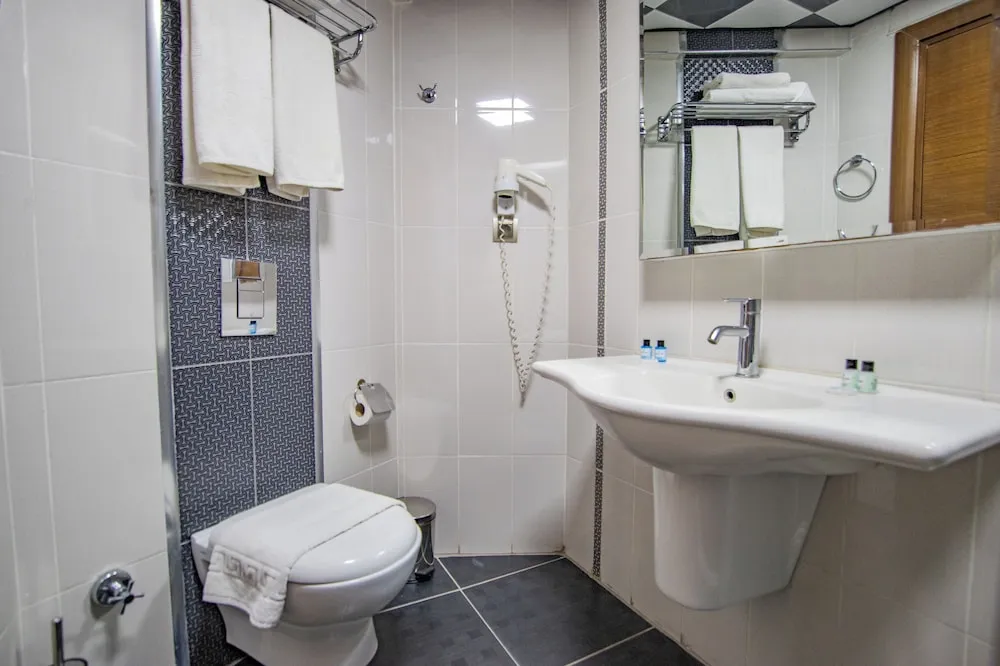 Deluxe Tek Büyük veya İki Ayrı Yataklı Oda, Balkon