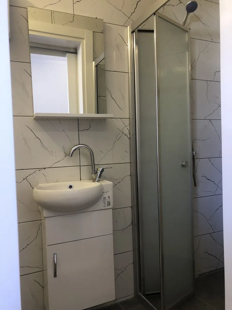 Basic Oda, Sigara İçilebilir, Dağ Manzaralı