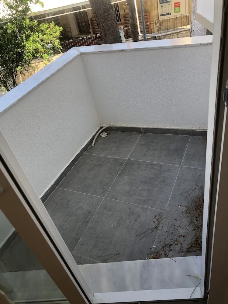 Basic Oda, Sigara İçilebilir, Dağ Manzaralı