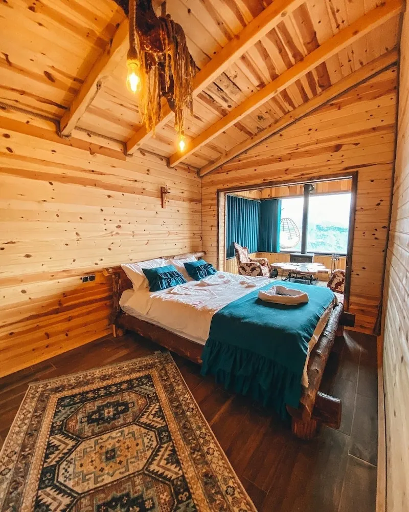 Honeymoon Dağ Evi