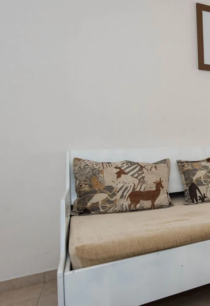 Family Tek Büyük Yataklı Oda