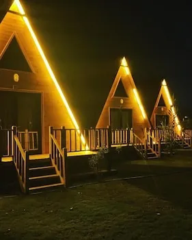 Noel Bungalov & Cafe