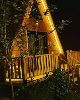Noel Bungalov & Cafe