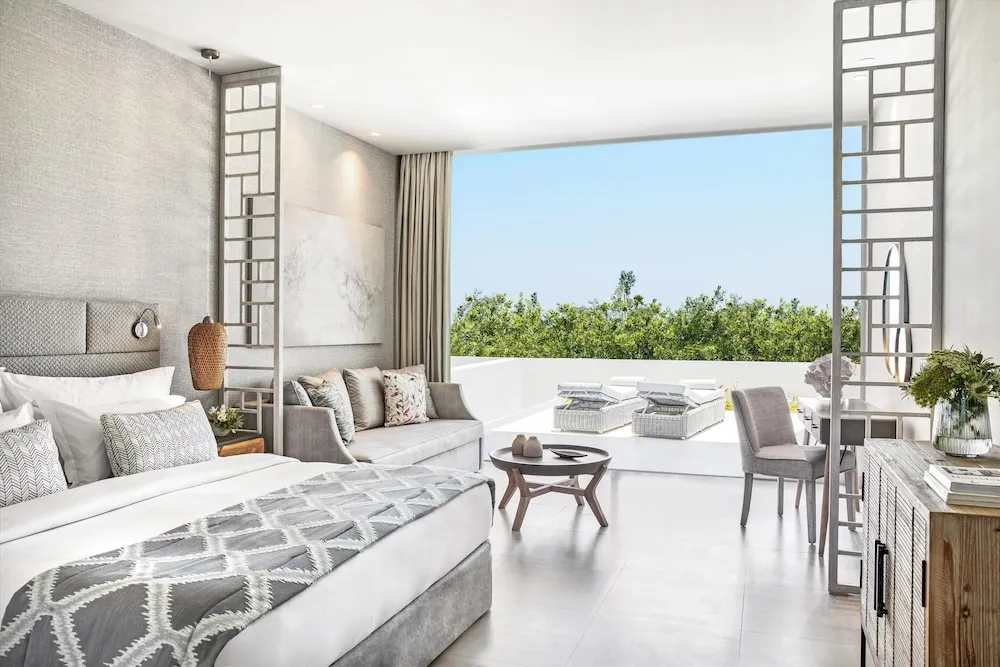 Junior Süit, Deniz Manzaralı (Deluxe, Private Garden)