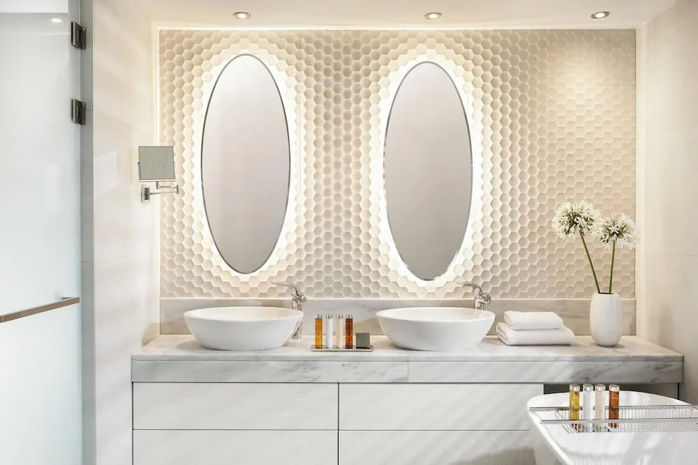 Junior Süit, Havuz Manzaralı (Deluxe, Private Garden)