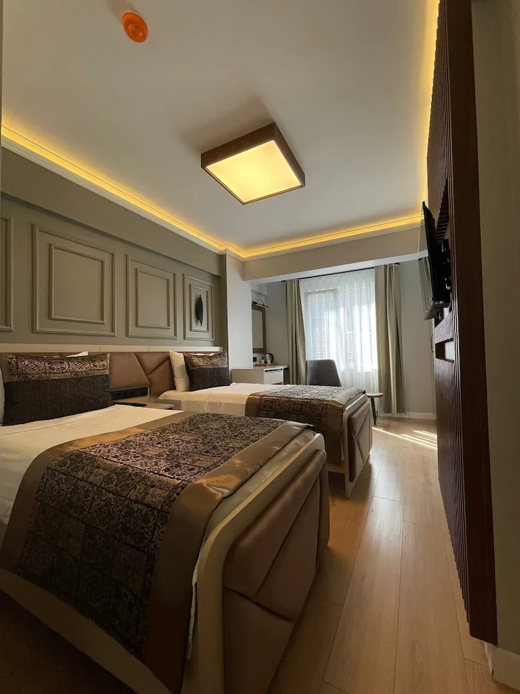 Standard Tek Büyük veya İki Ayrı Yataklı Oda