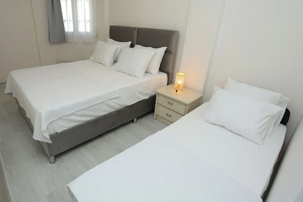 Standard Üç Kişilik Oda