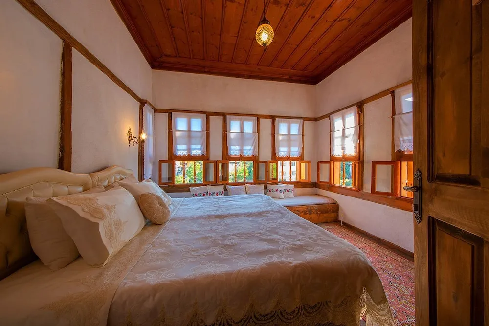 Classic Oda, Bahçe Manzaralı