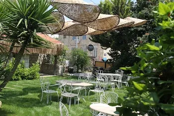 Zeren Alaçatı Butik Otel