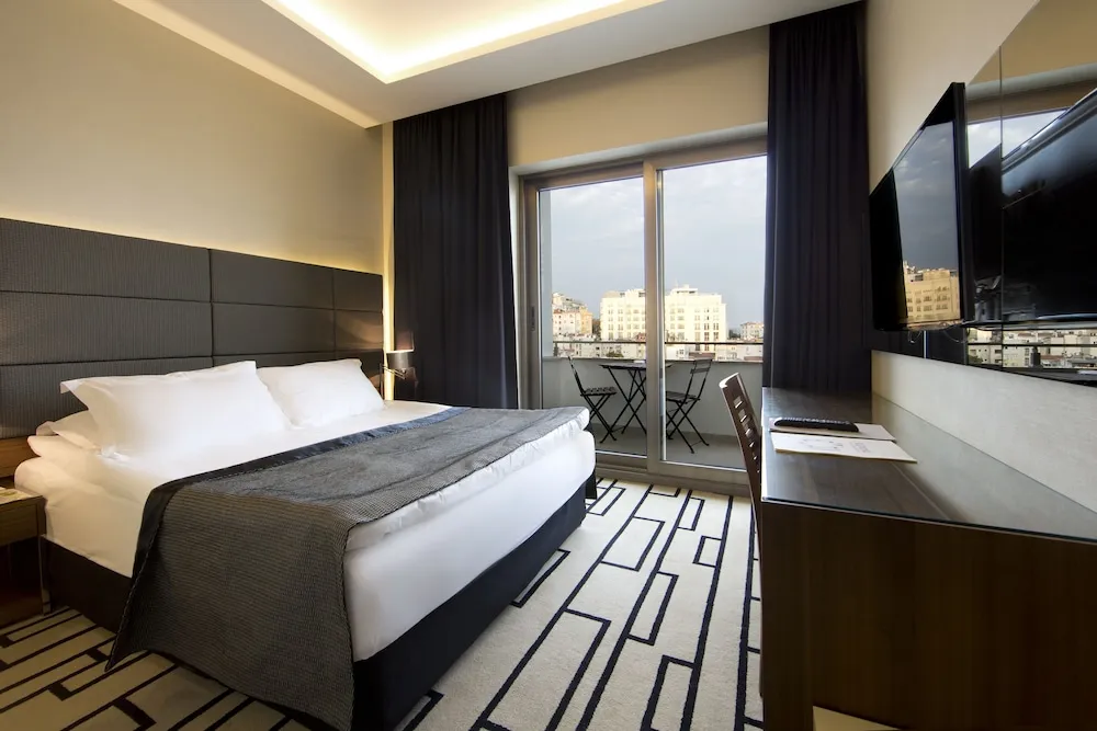 Premium Balcony Room