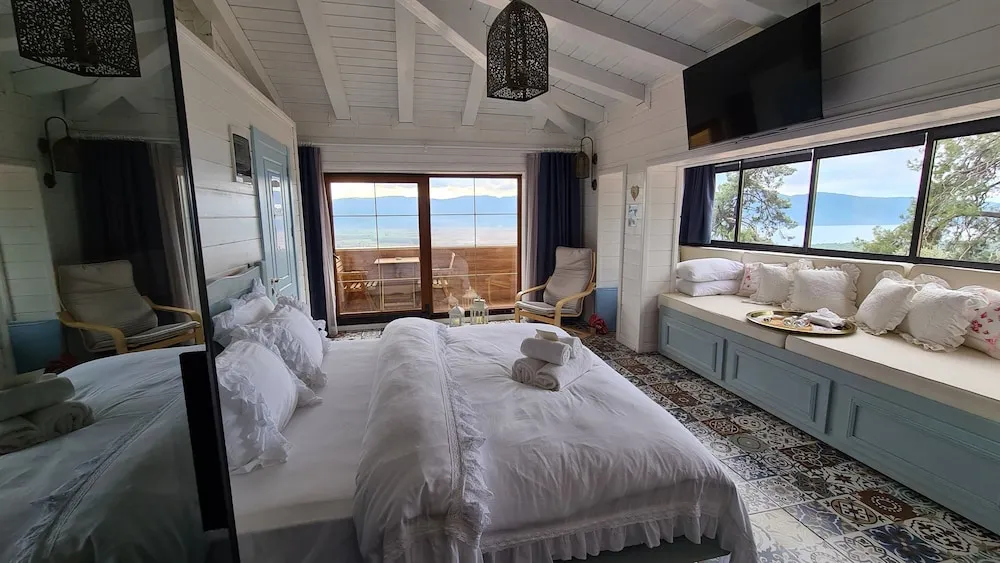 Honeymoon Oda, Deniz Manzaralı
