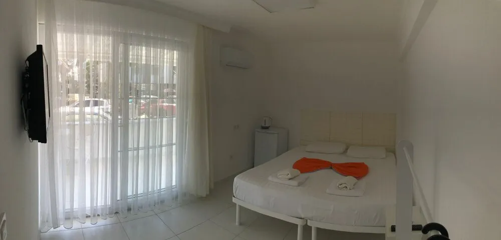 Tek Büyük veya İki Ayrı Yataklı Oda