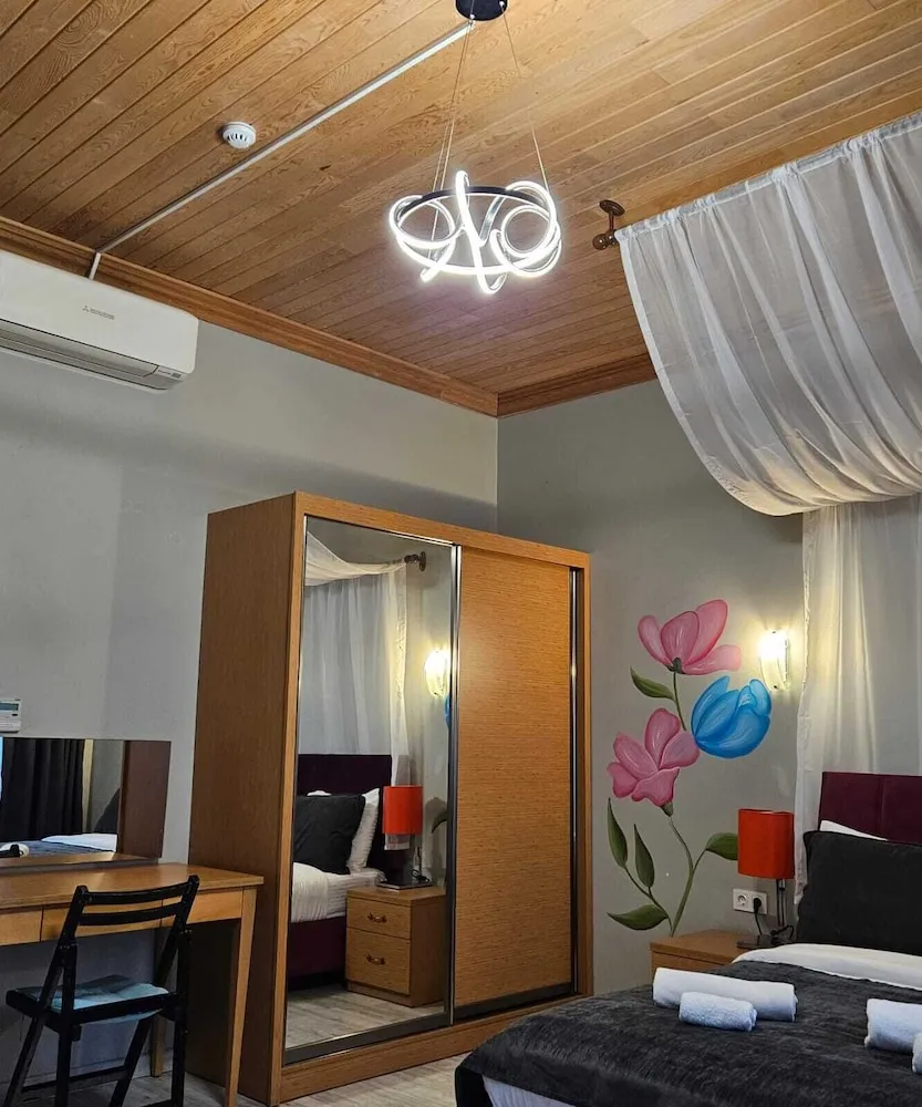 Design Üç Kişilik Oda