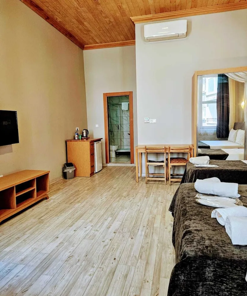 Design Üç Kişilik Oda