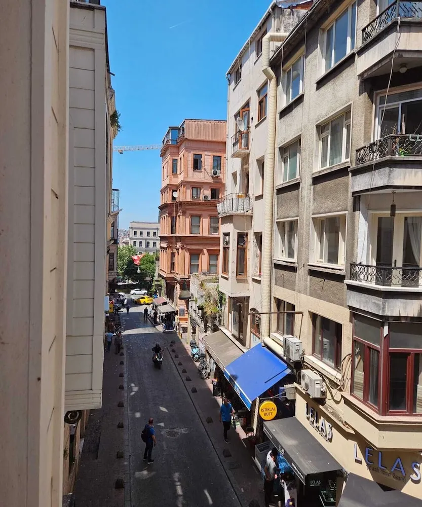 Superior Tek Büyük Yataklı Oda, Şehir Manzaralı