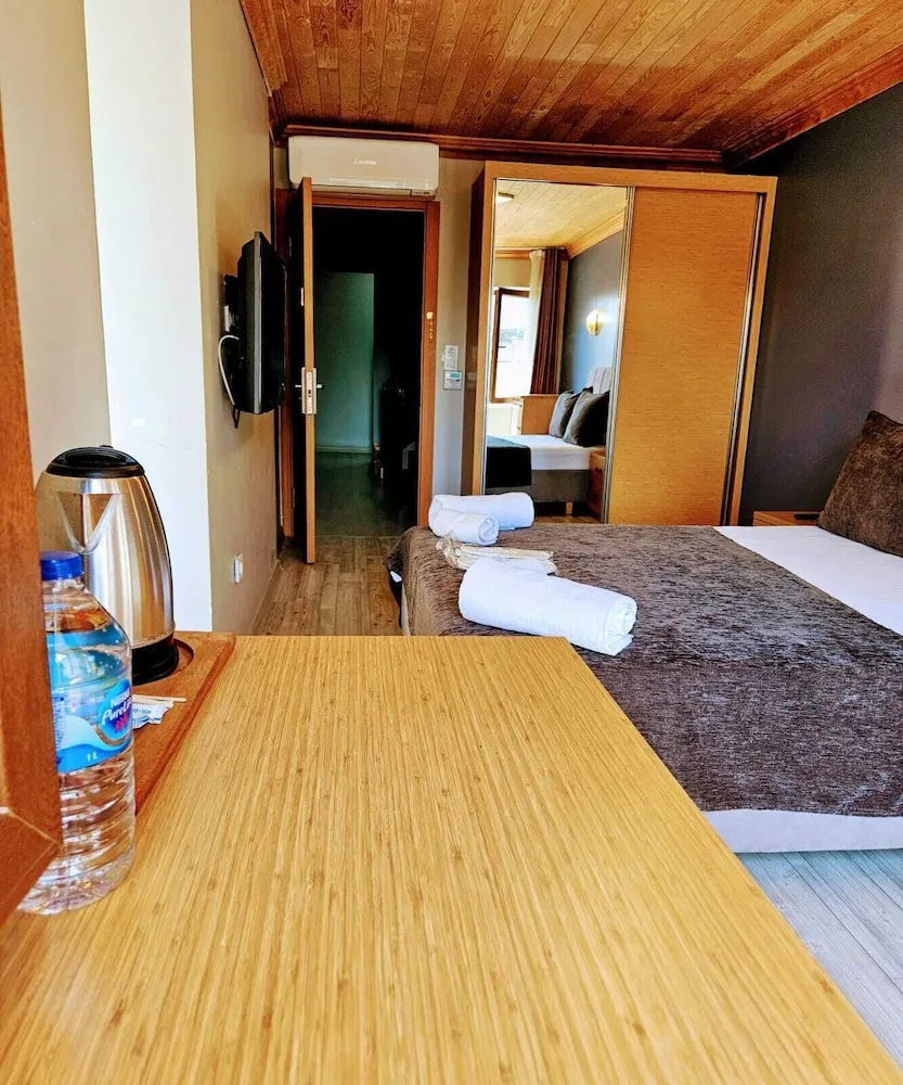 Superior Tek Büyük Yataklı Oda, Şehir Manzaralı