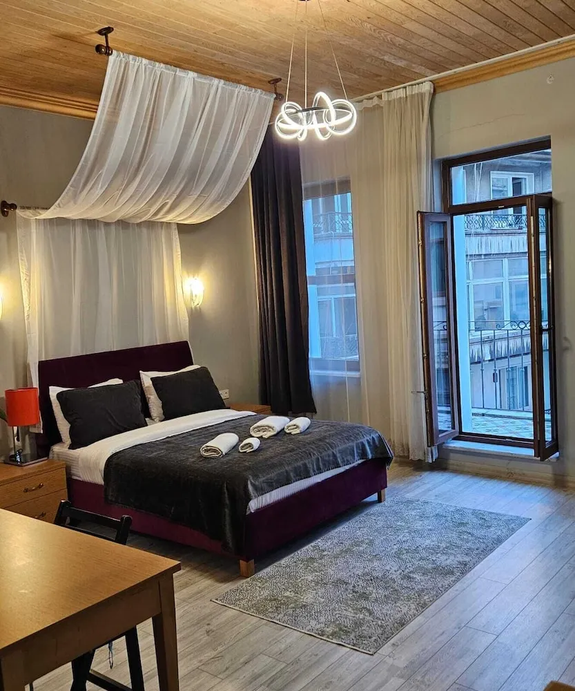 Superior Tek Büyük Yataklı Oda, Şehir Manzaralı