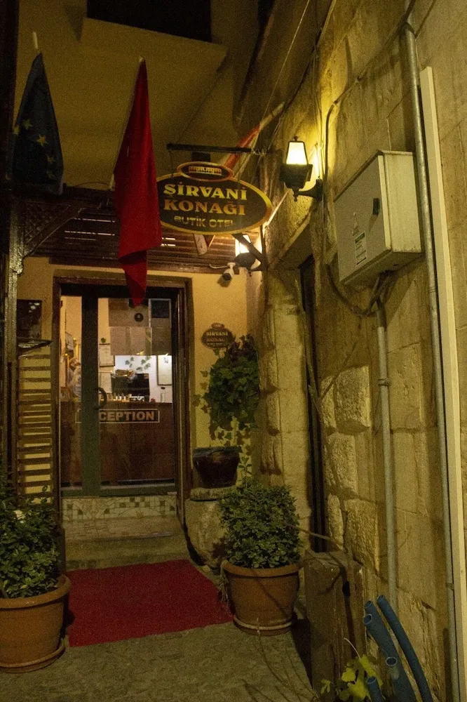Konaklama yerinin ön cephesi