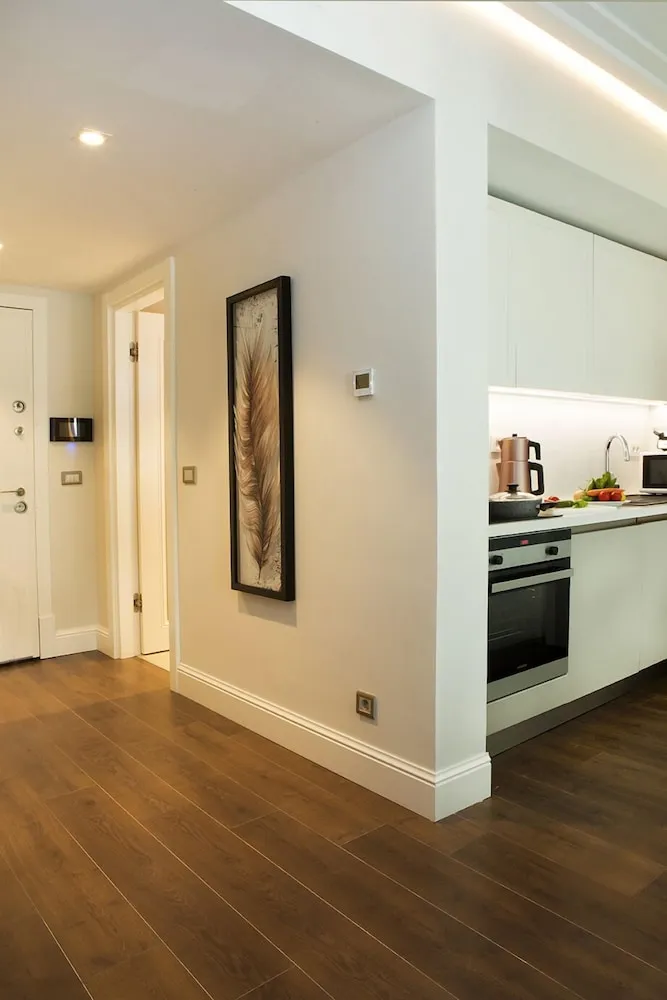 GR Block Studio Apartment